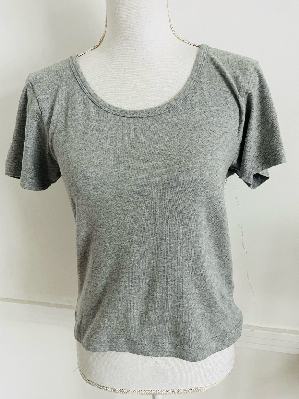 Known Supply • Classic Scoop Neck Women's Tee - Gray